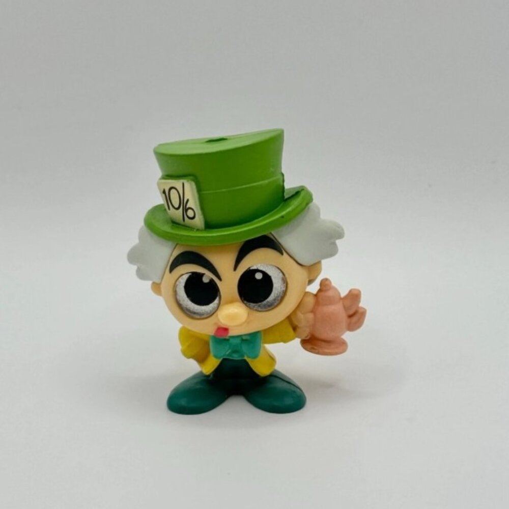 ULTRA RARE Series 6 Mad Hatter with Tea Pot Disney Doorables